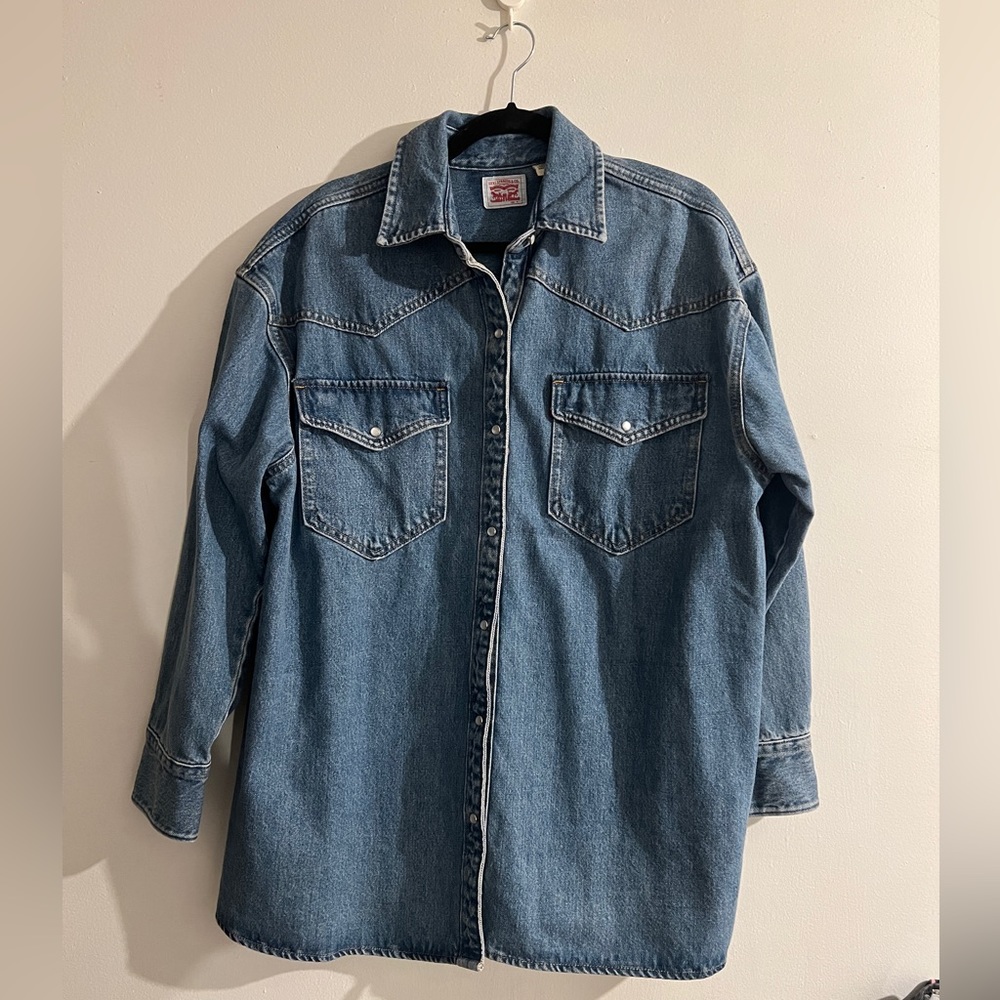 Levi's denim shirt/jacket
